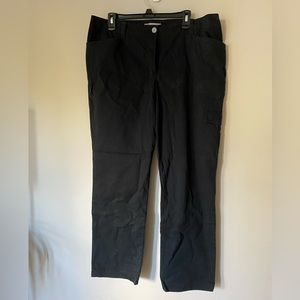 Black Chico’s Cargo Pants Size 2.5 short